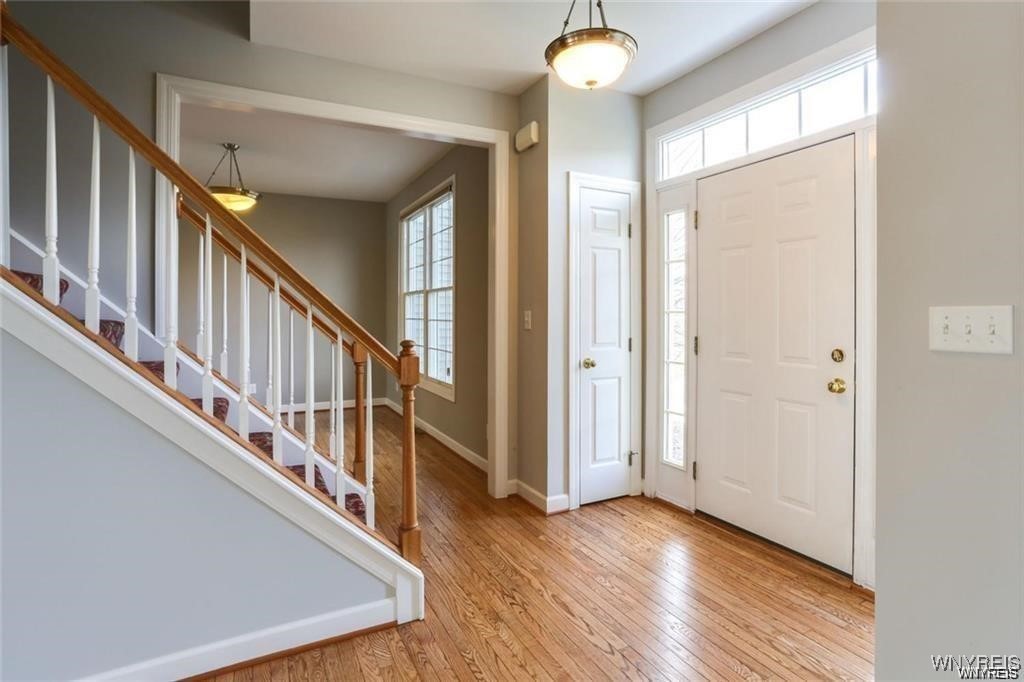 5558 Martha's Vineyard Clarence, NY 14032 - Photo 2 of 25