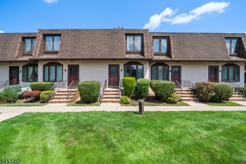 24 River Road, Unit 35 Clifton, NJ 07014 - Photo 1 of 28 Gallery Image 1