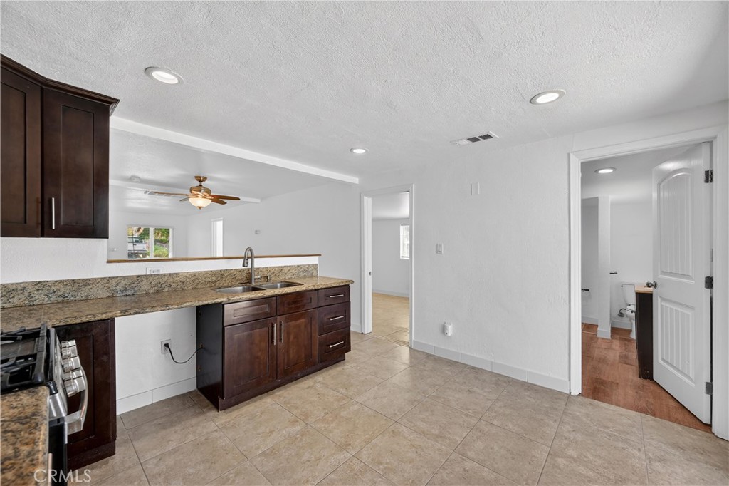 475 Transit Avenue Riverside, CA 92507 - Photo 16 of 34