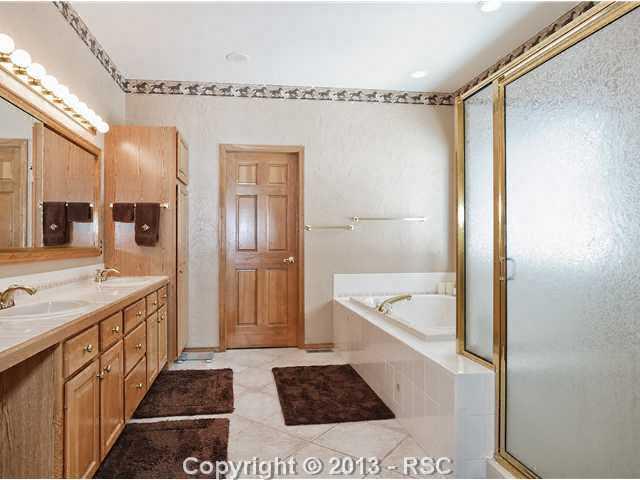 17585 Bar X Road Colorado Springs, CO 80908 - Photo 17 of 25 Gallery Image 17