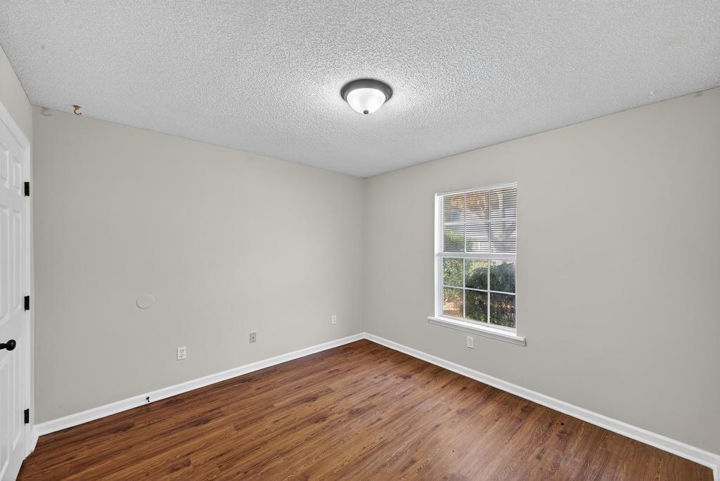 111 Raintree Court Aiken, SC 29803 - Photo 3 of 19 IMG_4107