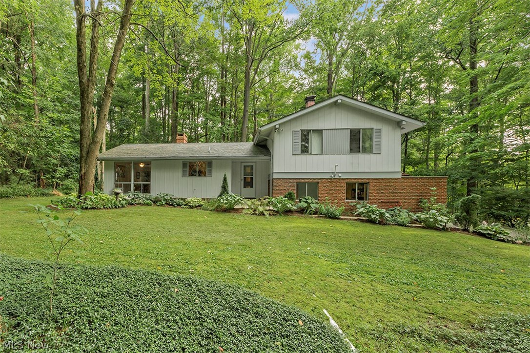11689 Sycamore Road Chardon, OH 44024 - Photo 1 of 35 Gallery Image 1