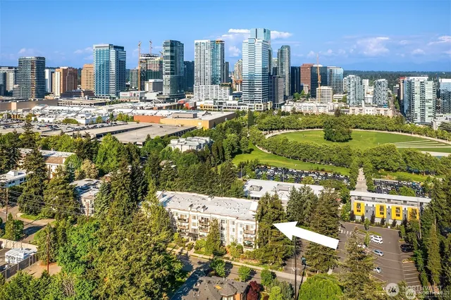 $894,000 | 200 99th Avenue Northeast, Unit 16, Bellevue, WA 98004