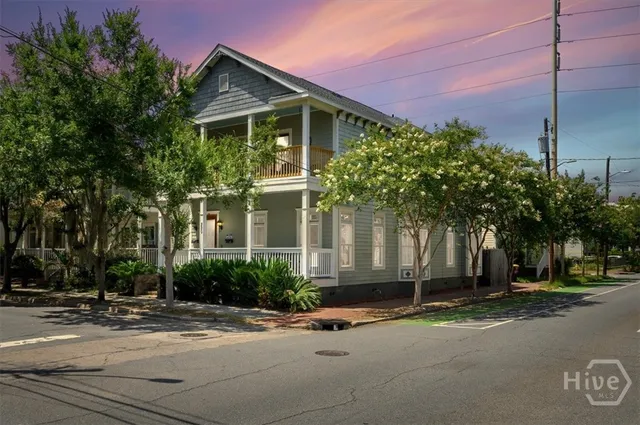 $462,000 | 220 East 33rd Street, Unit A, Savannah, GA 31401