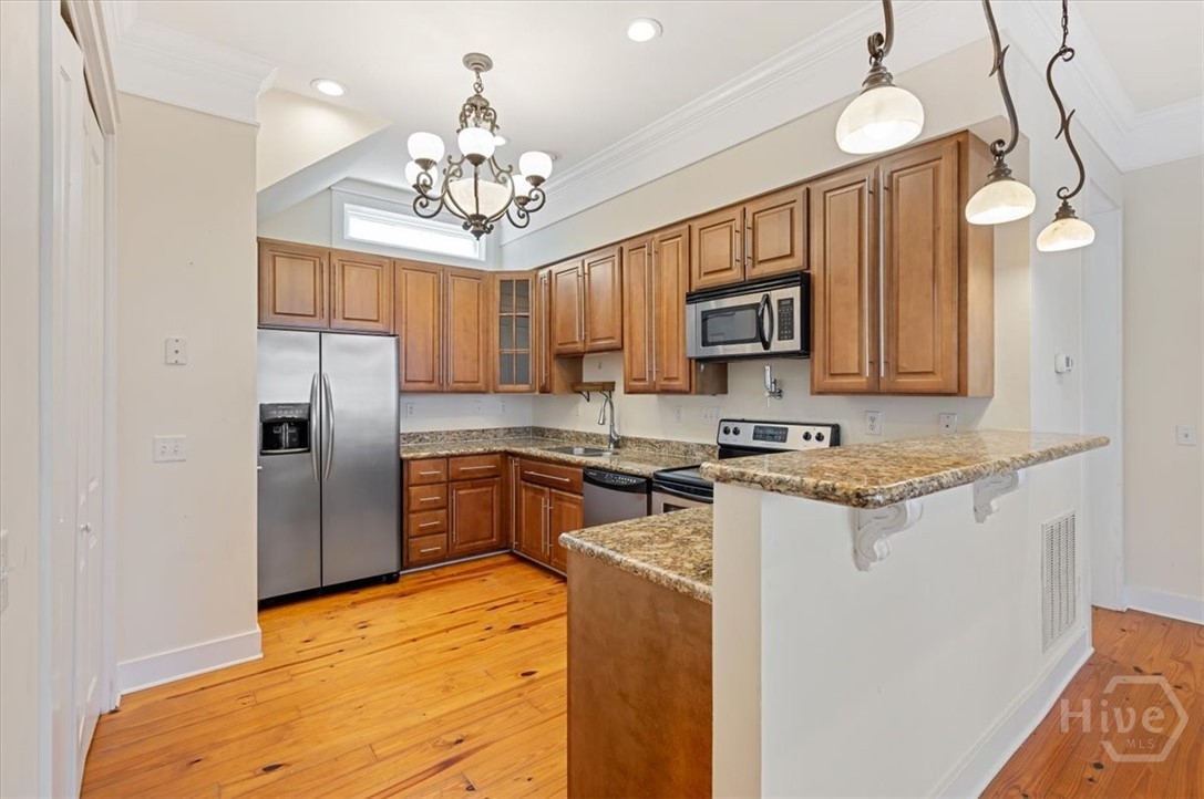 220 East 33rd Street, Unit A Savannah, GA 31401 - Photo 10 of 35