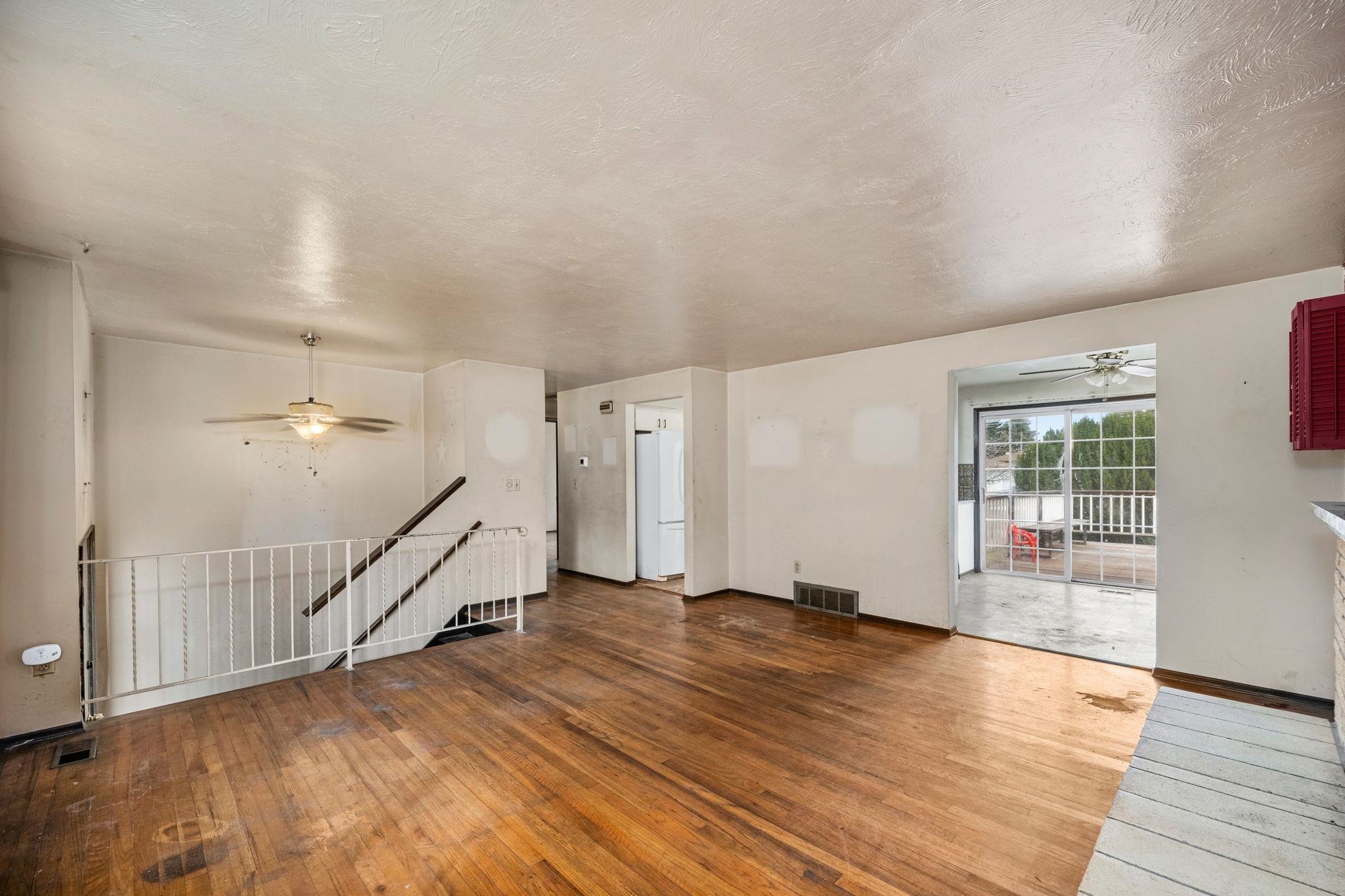2823 South Bowdish Road Spokane Valley, WA 99206 - Photo 4 of 24 Gallery Image 4