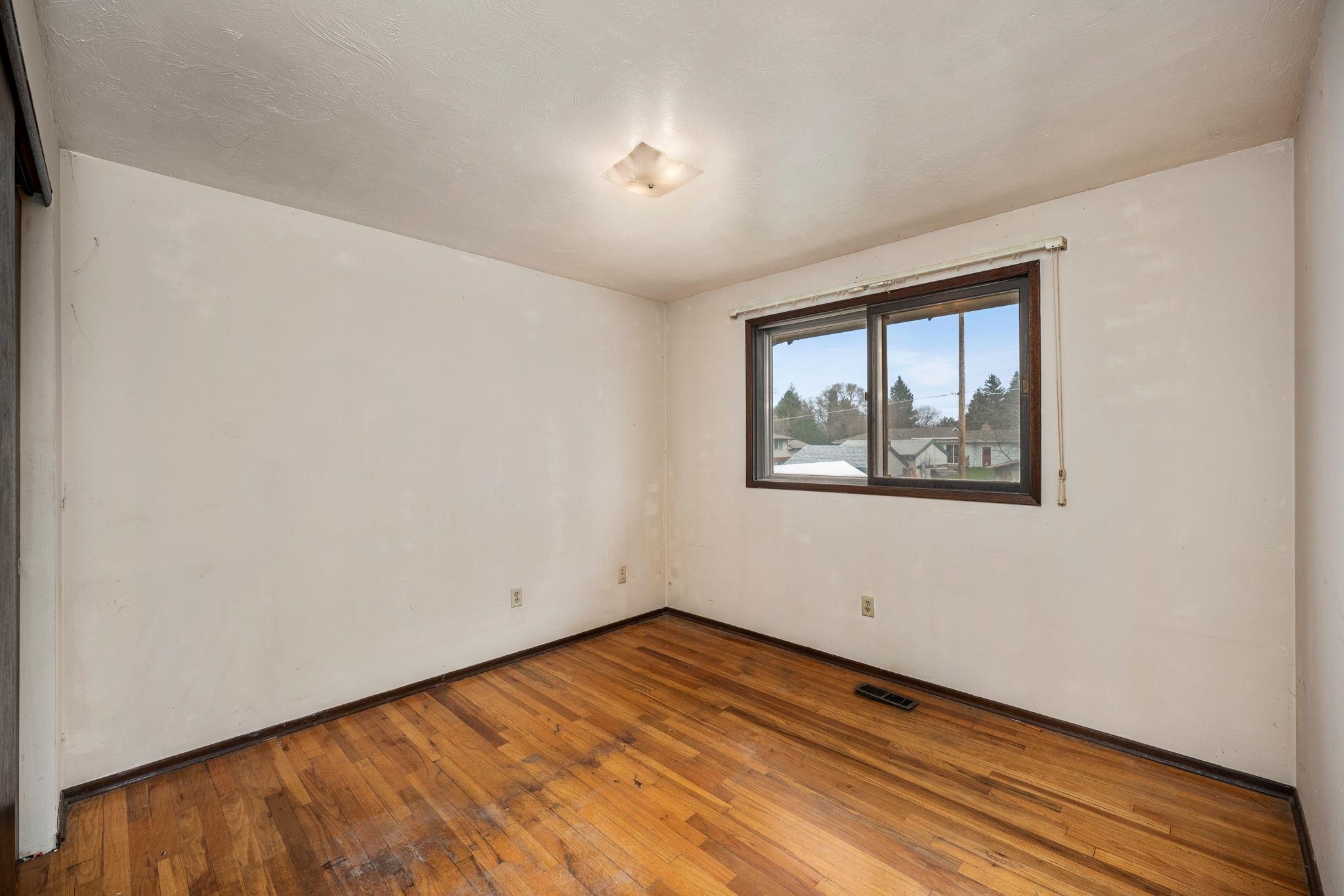 2823 South Bowdish Road Spokane Valley, WA 99206 - Photo 10 of 24 Gallery Image 10