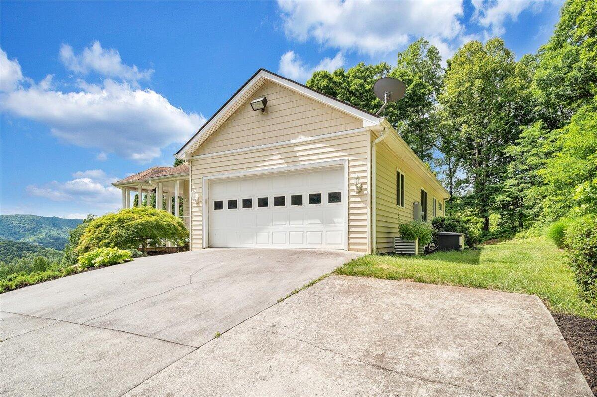 11010 Catawba Road Troutville, VA 24175 - Photo 51 of 68 50-MIB06417