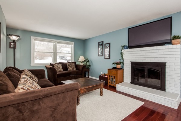 65 Valley Brook Road Agawam, MA 01030 - Photo 4 of 30 Gallery Image 4