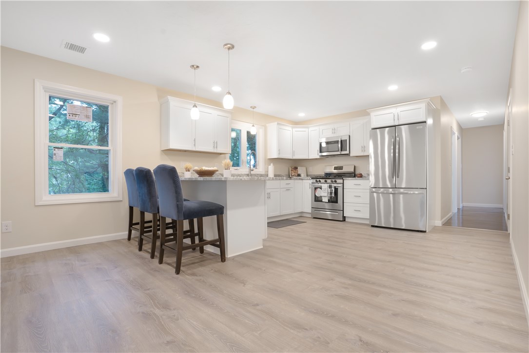 60 Kaufman Road Somerset, MA 02726 - Photo 4 of 11