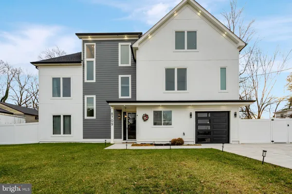 $925,000 | 8709 Yorkshire Lane, Manassas, VA 20111