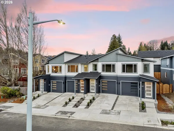 $449,947 | 2469 Northwest 1st Drive, Gresham, OR 97030