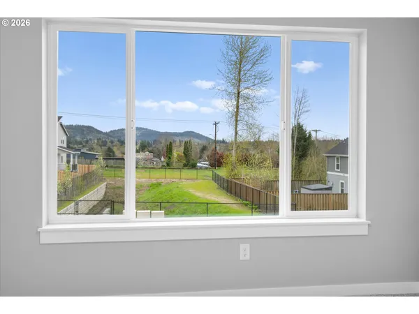 $449,947 | 2469 Northwest 1st Drive, Gresham, OR 97030