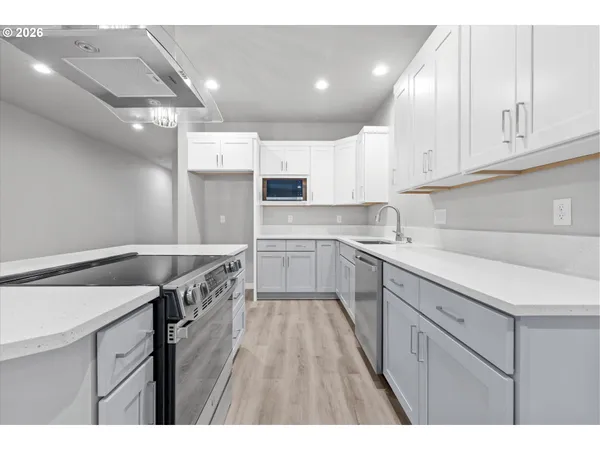 $449,947 | 2469 Northwest 1st Drive, Gresham, OR 97030