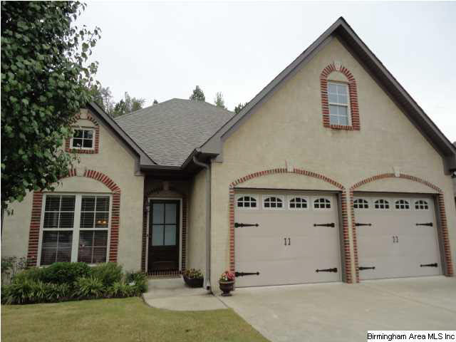 1121 Weybridge Road Pelham, AL 35124 - Photo 2 of 31