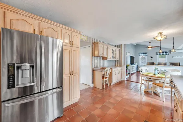 $849,999 | 68 Hill Drive, Bohemia, NY 11716