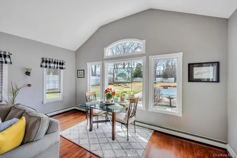 $849,999 | 68 Hill Drive, Bohemia, NY 11716