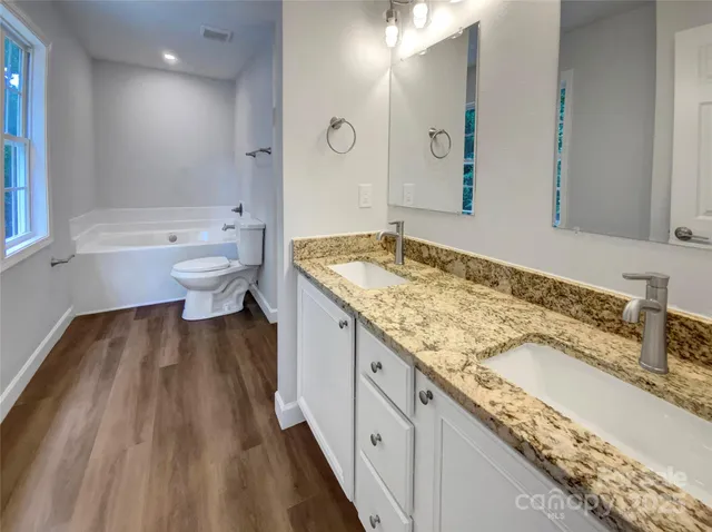 $430,000 | 1523 Callender Lane, Charlotte, NC 28269