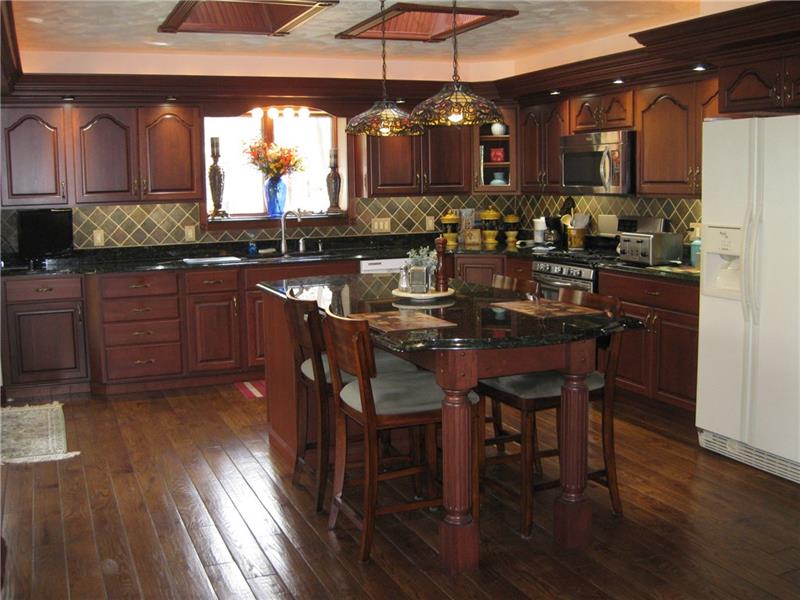 4235 West Pike Road Indiana, PA 15701 - Photo 4 of 21