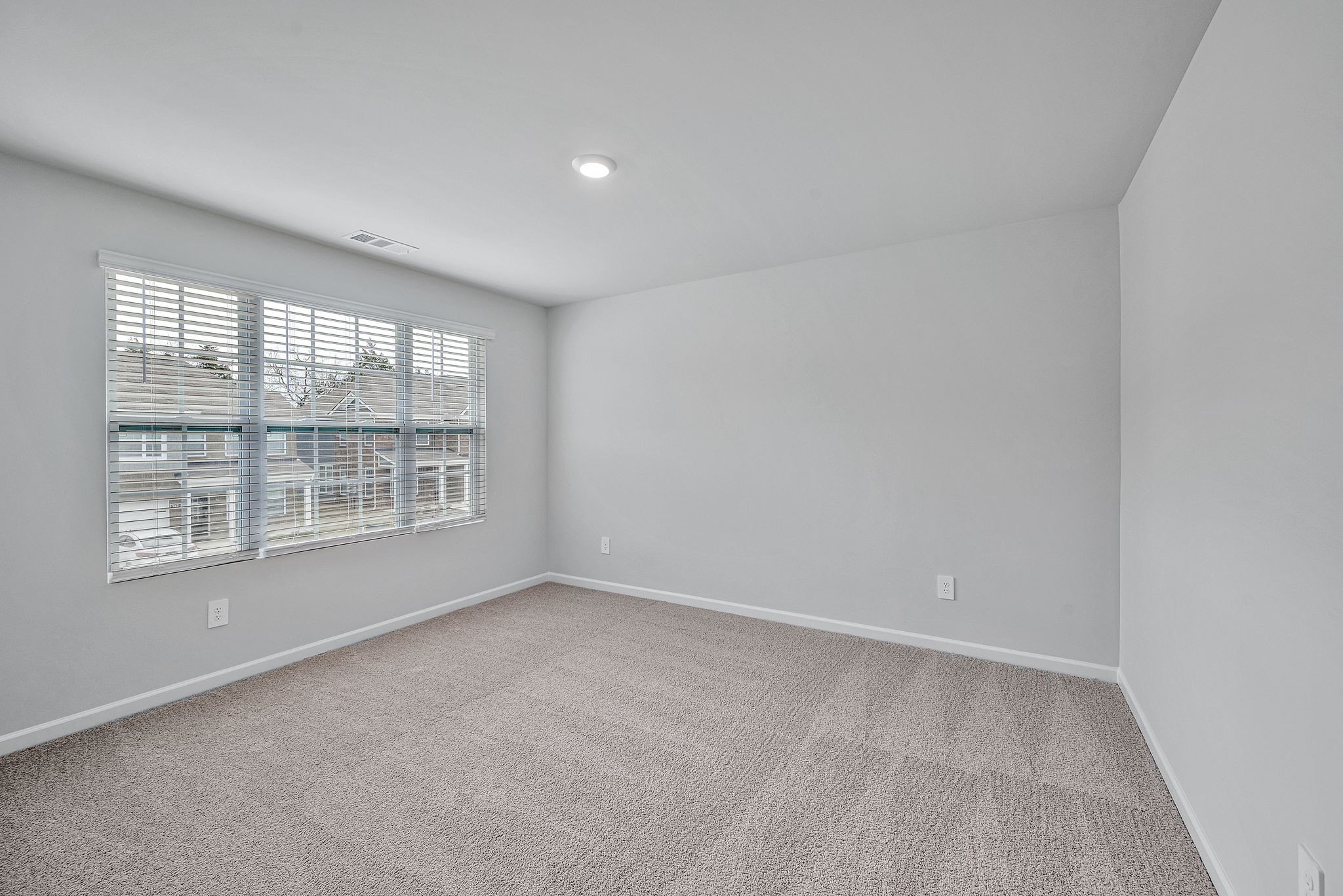 242 Hazel Lane Lebanon, TN 37087 - Photo 14 of 18 an empty room with a window