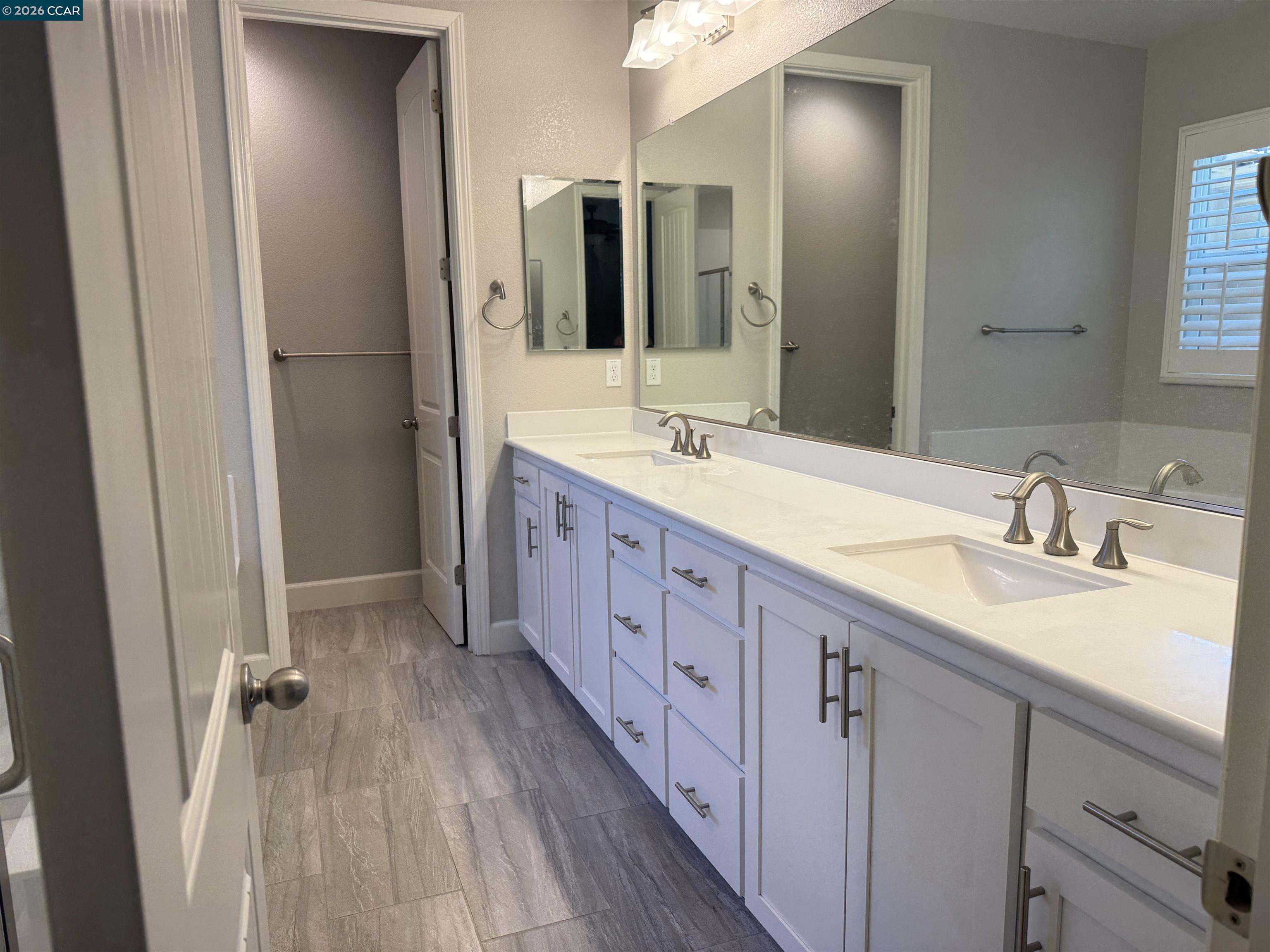 Ivy Leaf Springs Road San Ramon, CA 94582 - Photo 6 of 9 Gallery Image 6