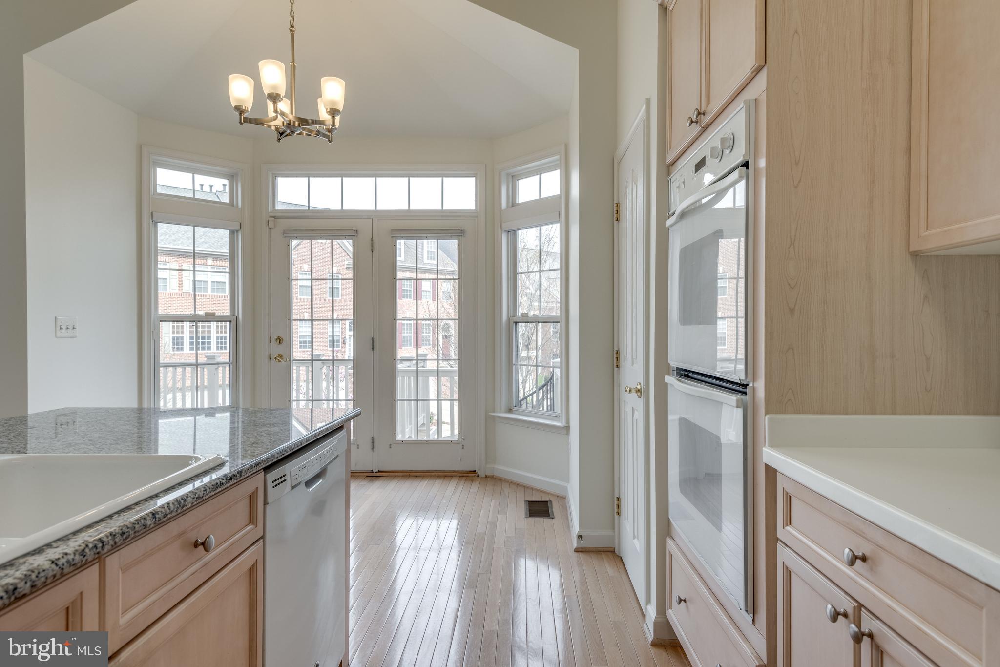 12172 Tryton Way Reston, VA 20190 - Photo 15 of 48