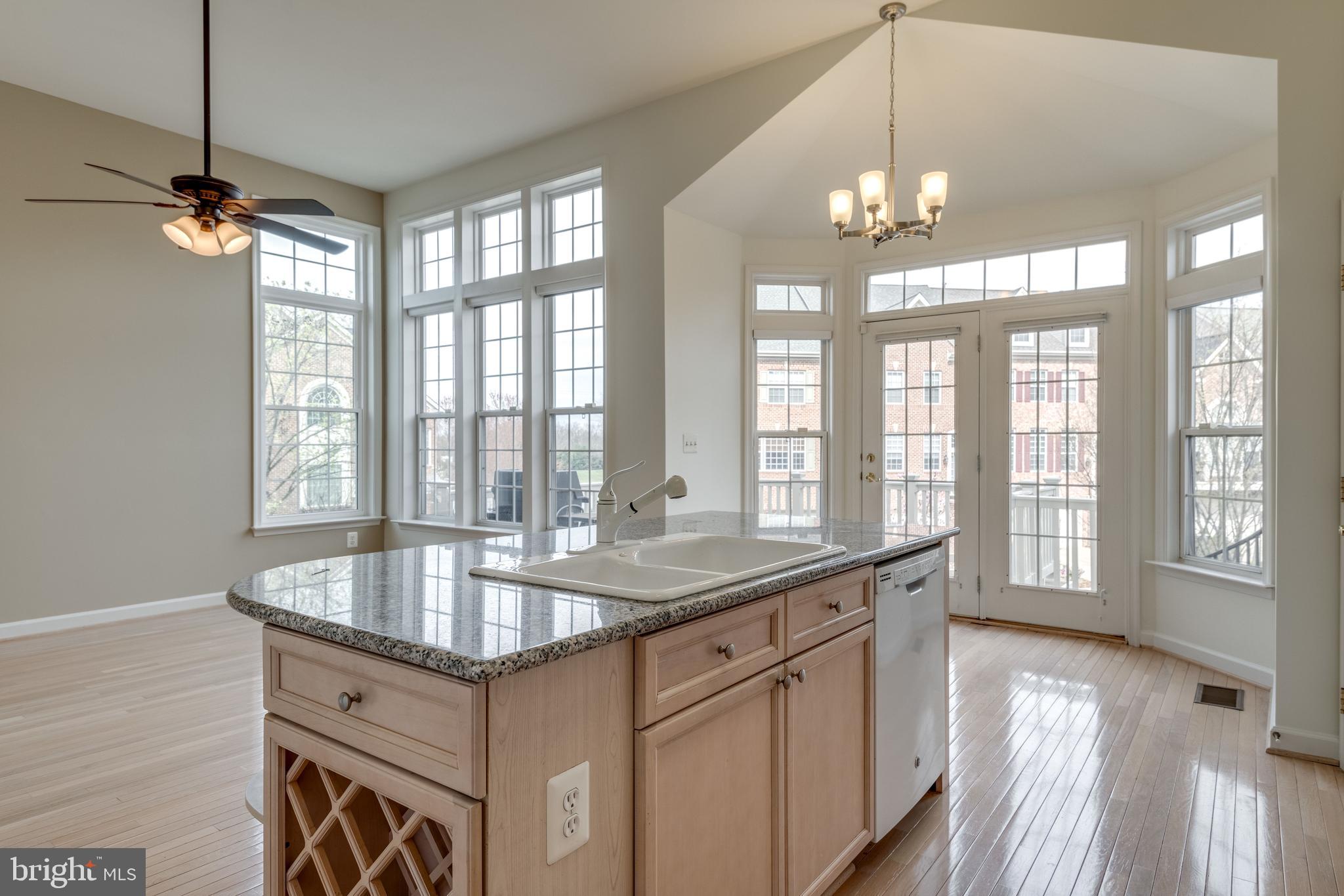12172 Tryton Way Reston, VA 20190 - Photo 16 of 48