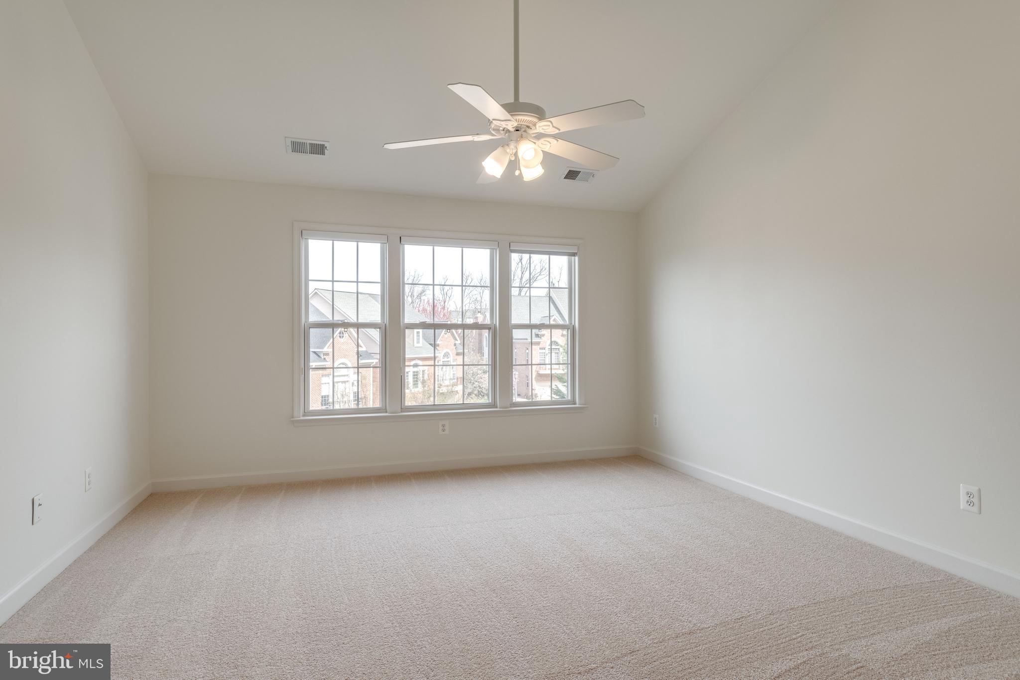 12172 Tryton Way Reston, VA 20190 - Photo 23 of 48