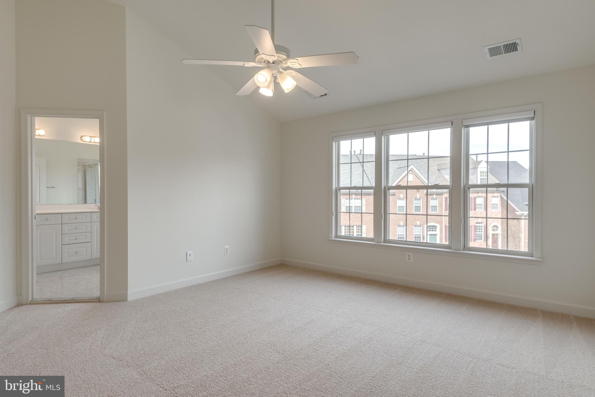 12172 Tryton Way Reston, VA 20190 - Photo 24 of 48