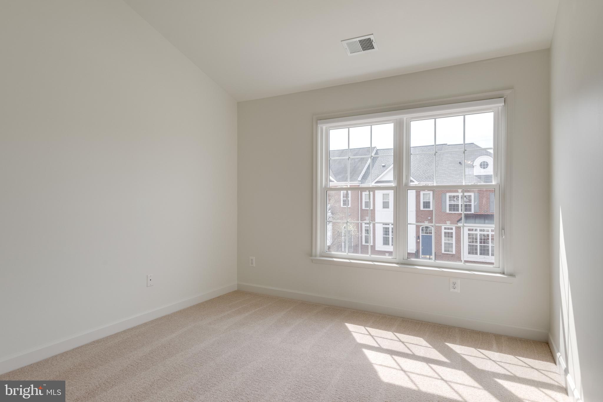 12172 Tryton Way Reston, VA 20190 - Photo 29 of 48