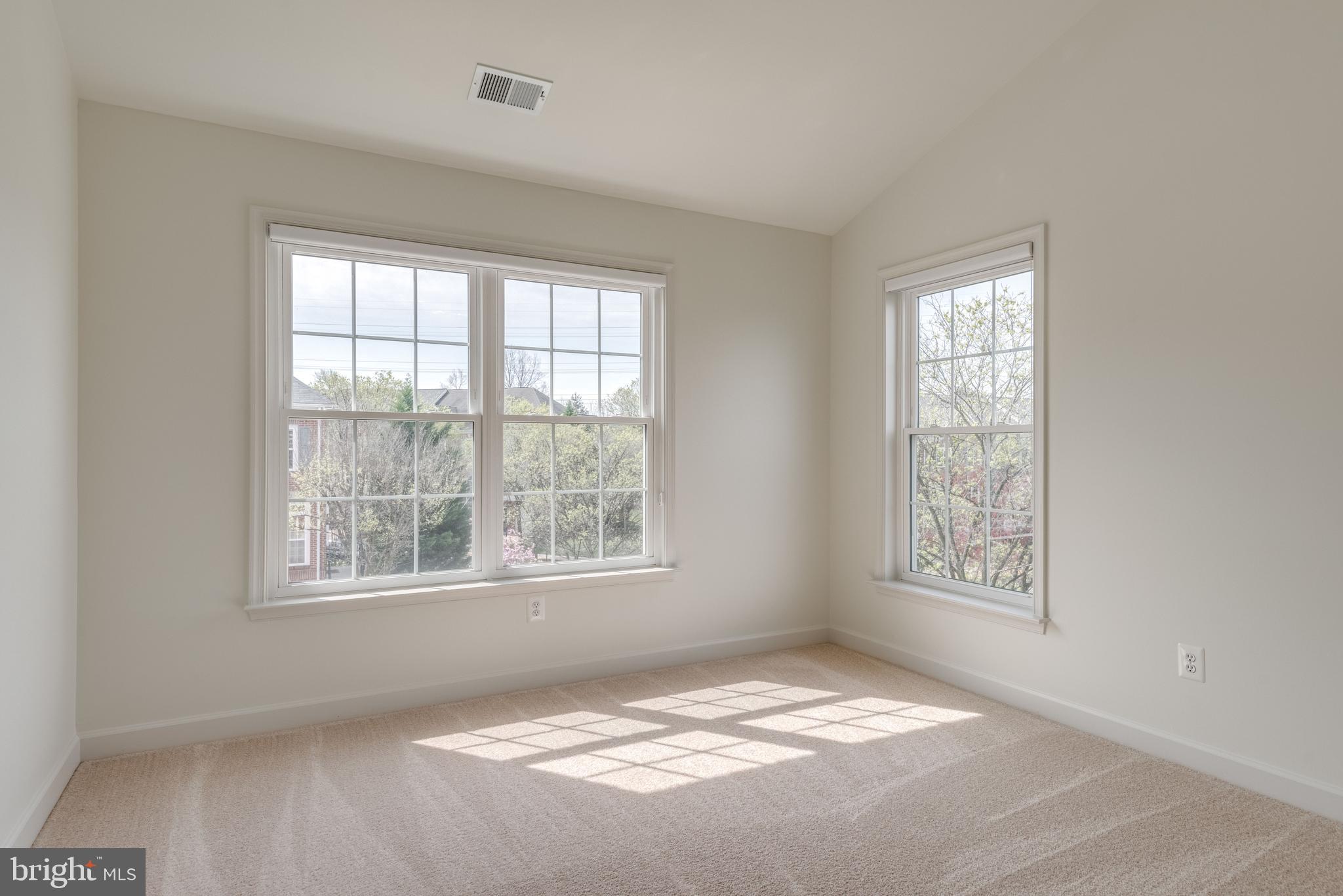 12172 Tryton Way Reston, VA 20190 - Photo 31 of 48