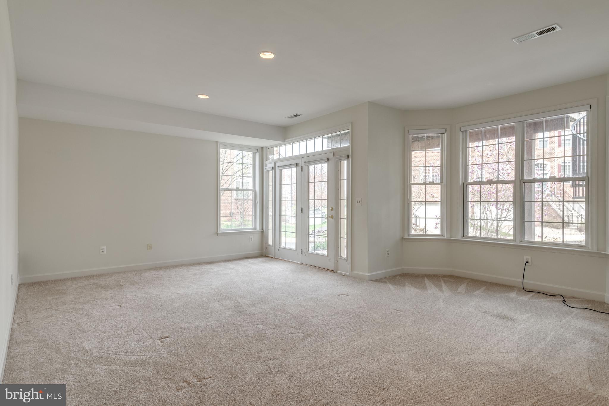 12172 Tryton Way Reston, VA 20190 - Photo 35 of 48