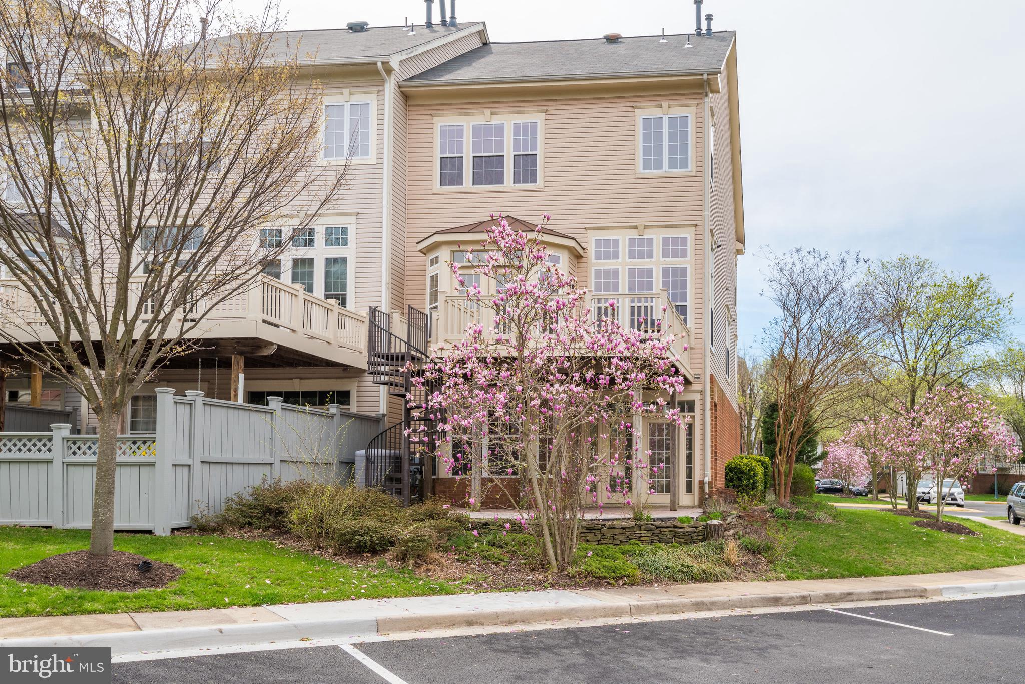 12172 Tryton Way Reston, VA 20190 - Photo 46 of 48