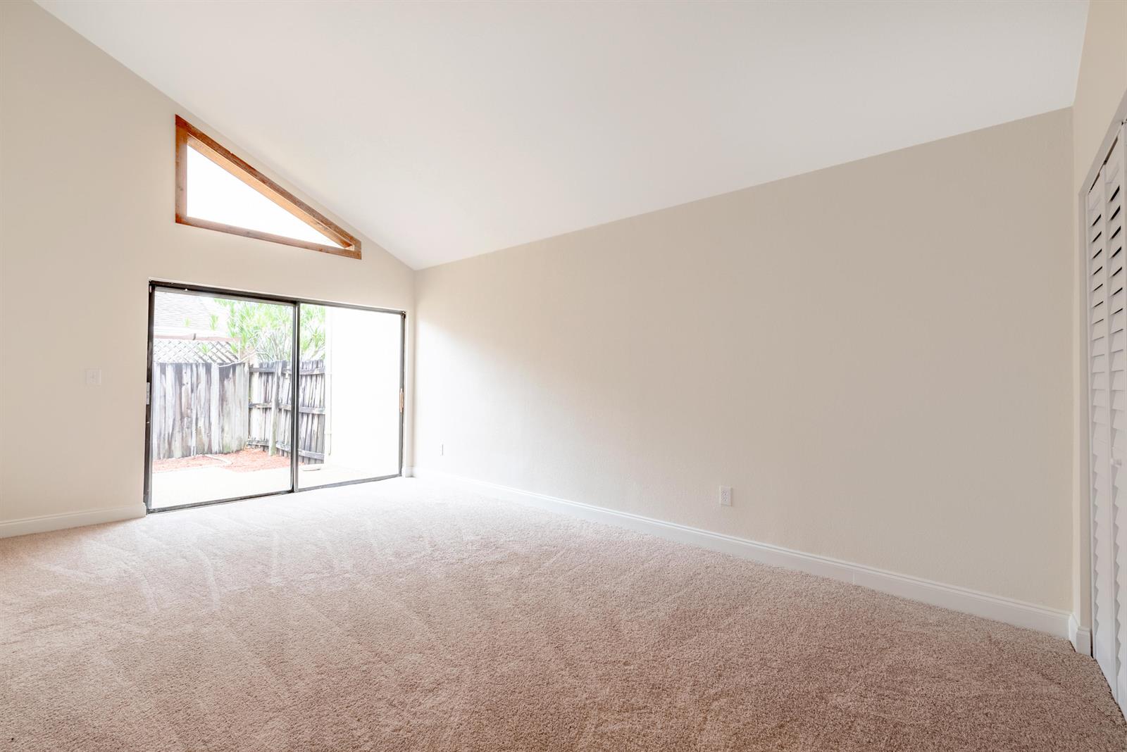 7623 Sierra Terrace West Boca Raton, FL 33433 - Photo 11 of 20 7623SierraTerraceWest-14