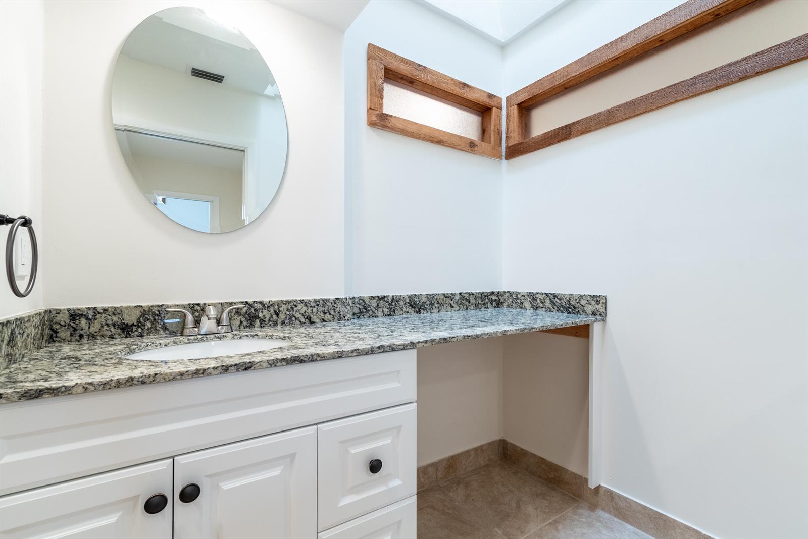 7623 Sierra Terrace West Boca Raton, FL 33433 - Photo 14 of 20 7623SierraTerraceWest-18