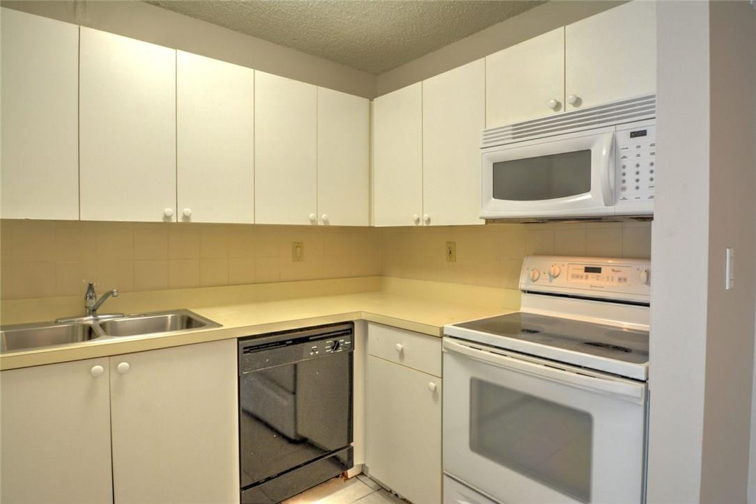 2601 Riverside Drive, Unit 1 Coral Springs, FL 33065 - Photo 8 of 18 Photo 8