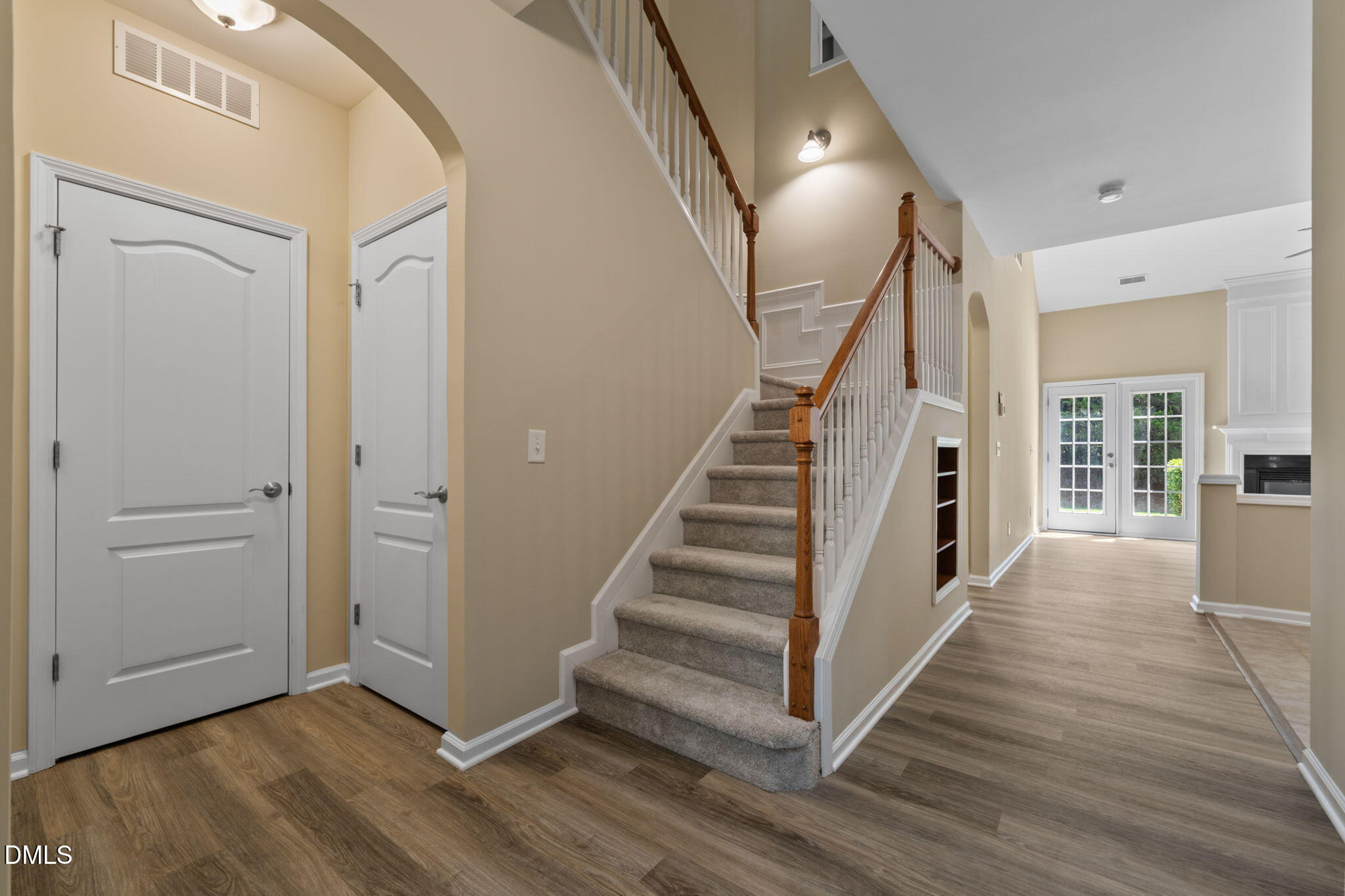 5106 Kate Denson Way Raleigh, NC 27612 - Photo 16 of 63 Hallway (1)
