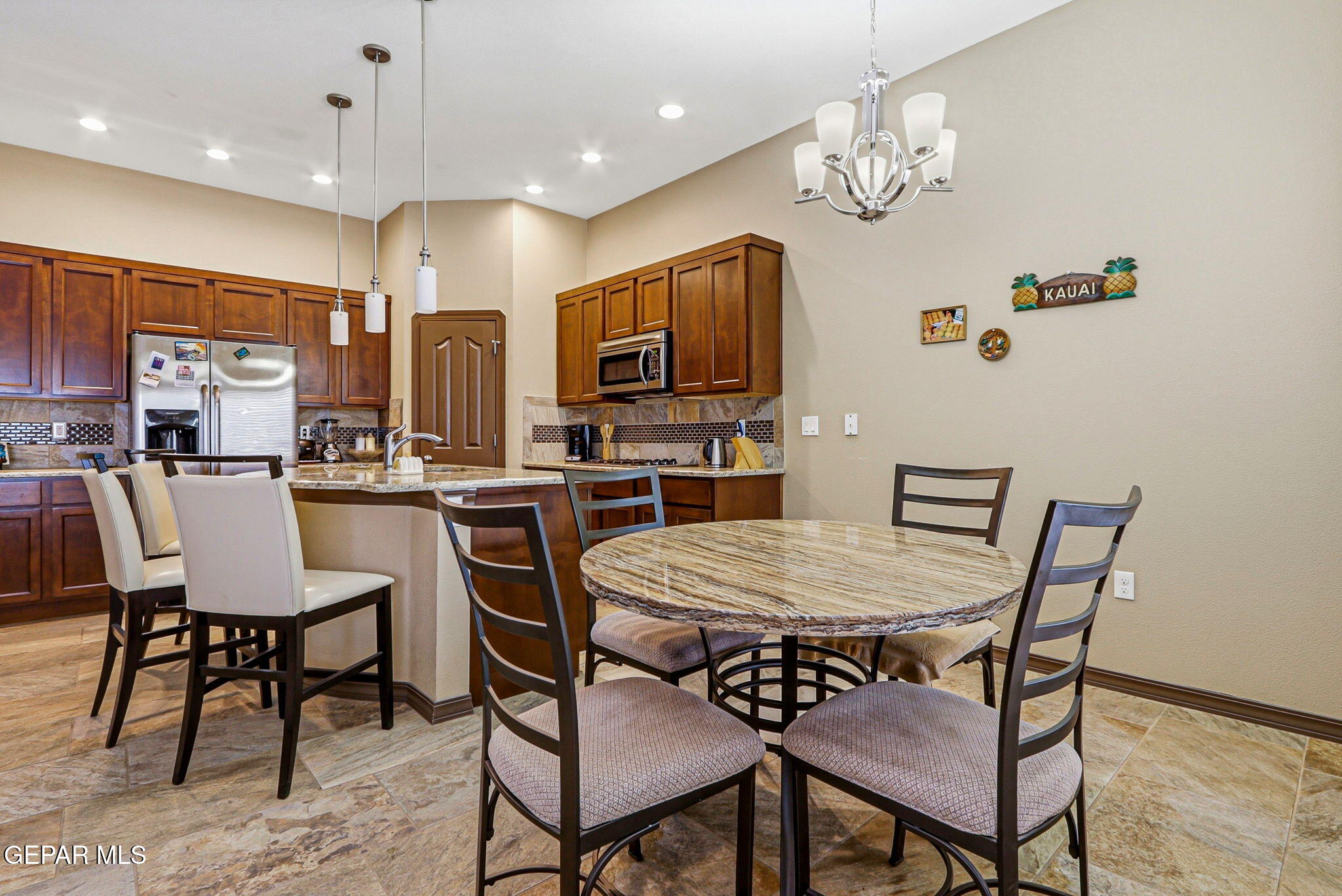 12039 Equestrian Road El Paso, TX 79928 - Photo 8 of 57 Dinning area