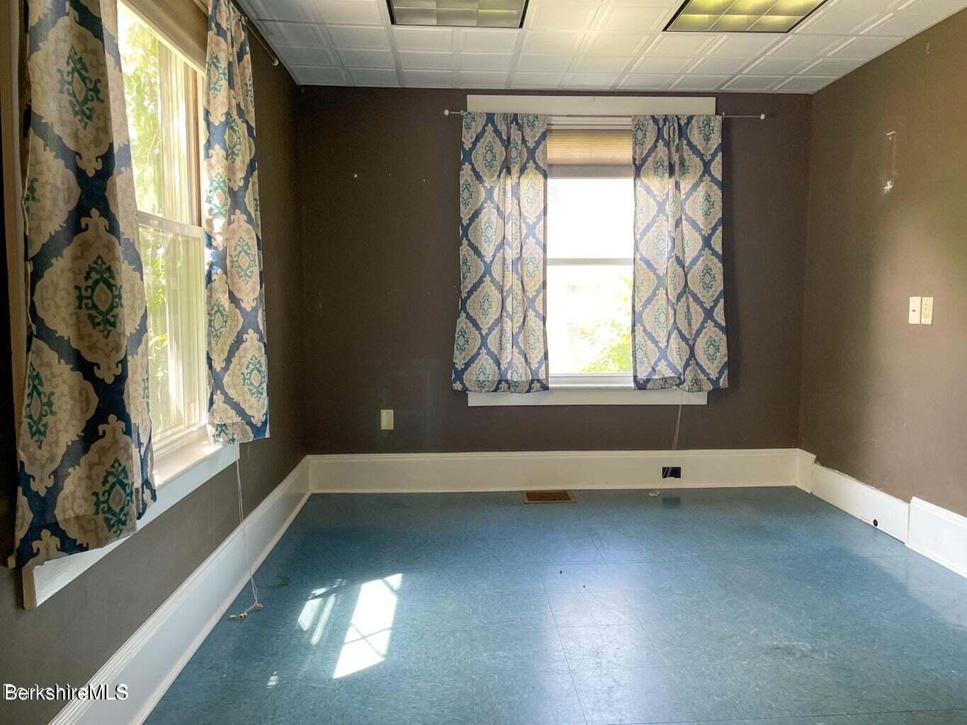 21 George Street Pittsfield, MA 01201 - Photo 11 of 24 20230731183506261331000000-o