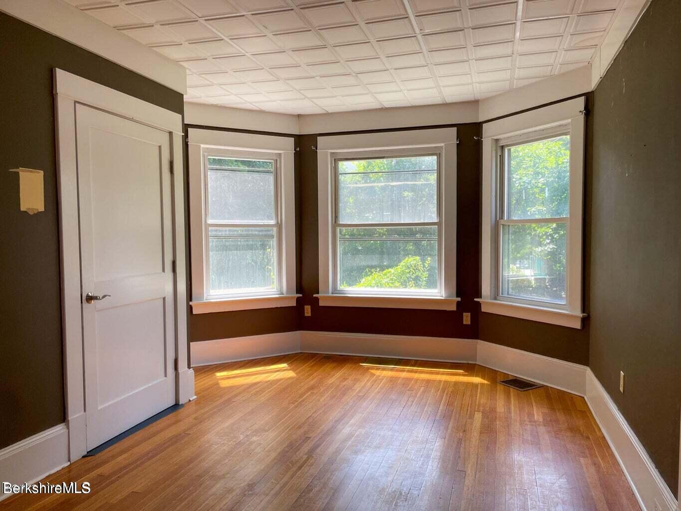 21 George Street Pittsfield, MA 01201 - Photo 10 of 24 20230731183457888835000000-o