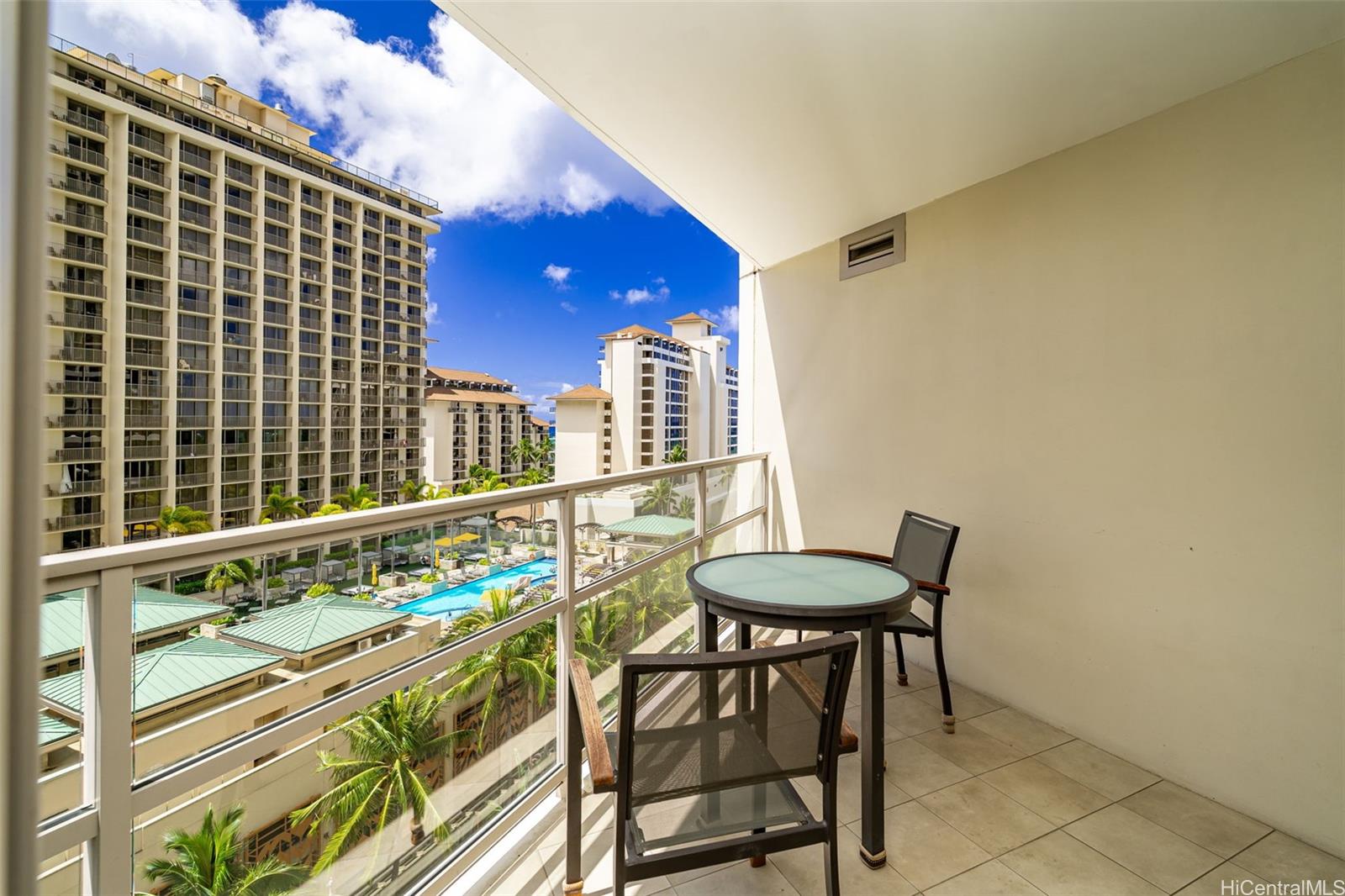 223 Saratoga Road, Unit 1008 Honolulu, HI 96815 - Photo 6 of 24