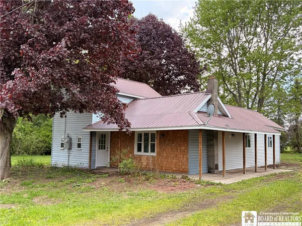 $199,900 | 75 1st Avenue, Dayton, NY 14138