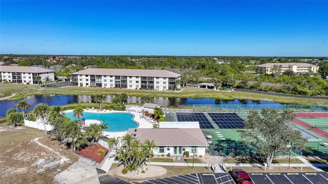$169,399 | 175 Kings Highway, Unit B2, Punta Gorda, FL 33983