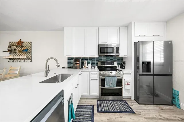 $169,399 | 175 Kings Highway, Unit B2, Punta Gorda, FL 33983