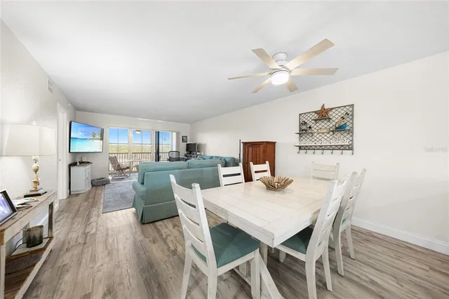 $169,399 | 175 Kings Highway, Unit B2, Punta Gorda, FL 33983