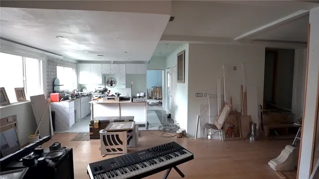 $1,299,000 | 9928 Sunland Boulevard, Sunland, CA 91040