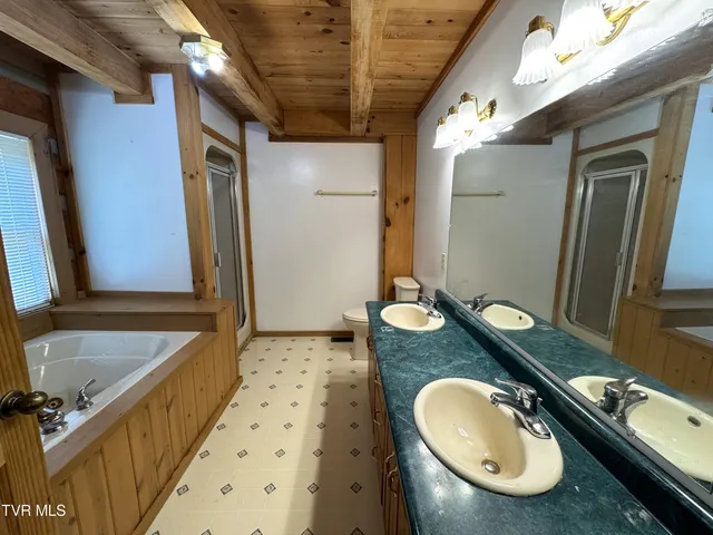 $665,000 | 453 Trentham Hollow Road, Parrottsville, TN 37843