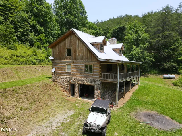 $665,000 | 453 Trentham Hollow Road, Parrottsville, TN 37843