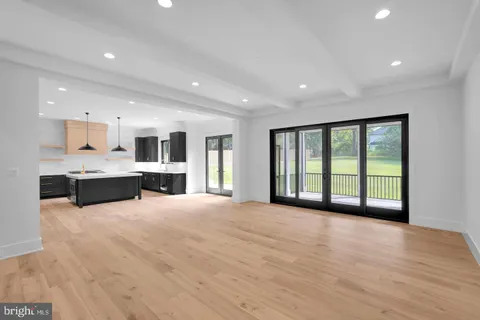 $2,900,000 | 930 Fairway Drive Northeast, Vienna, VA 22180