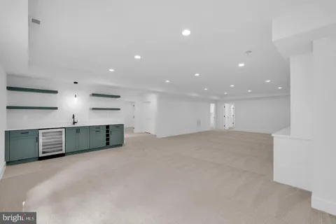 $2,900,000 | 930 Fairway Drive Northeast, Vienna, VA 22180